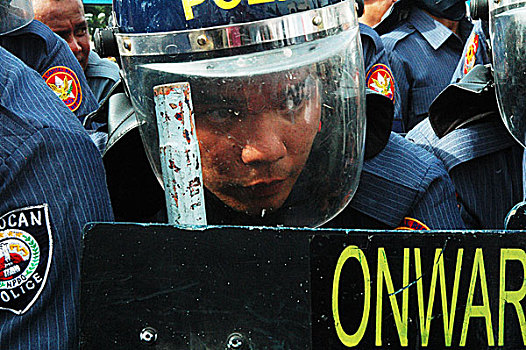 骚乱,警察,就绪,国家,地址,菲律宾,总统,2005年