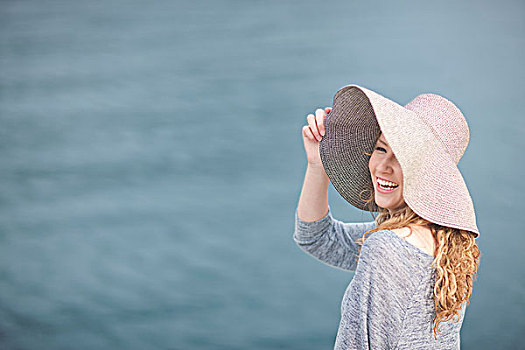 女人,戴着,帽子,享受,海洋