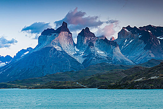 智利,麦哲伦省,区域,托雷德裴恩国家公园,拉哥裴赫湖,风景,黎明