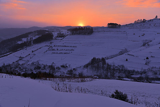 冬季吉林雪村-松岭美景如画