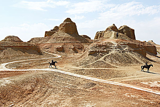 新疆,乌尔禾,魔鬼城,旅行,自然风景