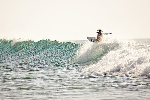女人,冲浪,北下加利福尼亚州,墨西哥