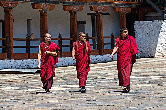 僧侣,寺院,不丹