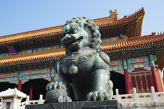 故宫的狮子雕塑