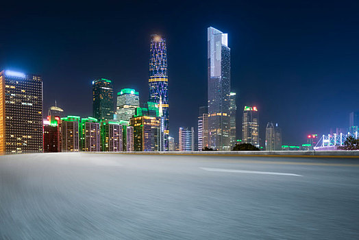 路面天际线和建筑景观夜景