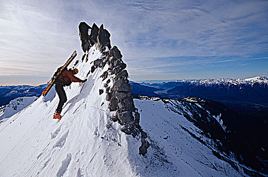 男人,攀登,山脊,攀升,省立公园,靠近,不列颠哥伦比亚省,加拿大