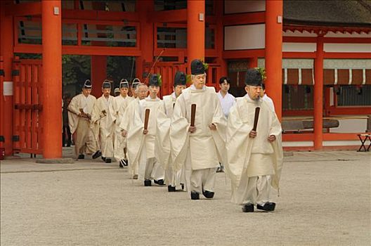 日本神道,牧师,射箭,打开,仪式,大步走,京都,日本,亚洲