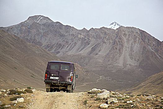 野外,交通工具,巴士,山,山脉,塔吉克斯坦,中亚