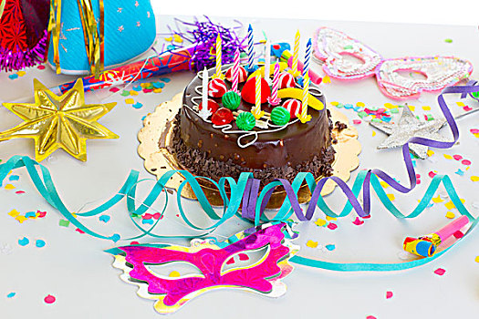 孩子,生日派对,巧克力蛋糕,五彩纸屑,花环,蜿蜒