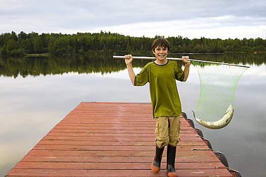 男孩,拿着,三文鱼,渔网,码头,湖,夏天,阿拉斯加