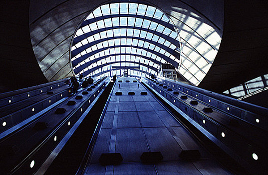 英格兰,伦敦,金丝雀码头,仰视,扶梯,地下,1999年,局部,喜庆,线条