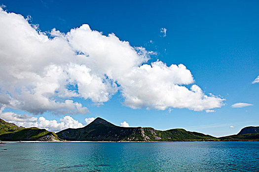 云,上方,维特沃格,罗弗敦群岛,挪威北部,挪威,斯堪的纳维亚,欧洲
