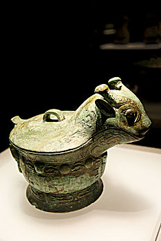 河南省博物院珍藏的,食,铜尊