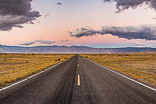 笔直,道路,日落,死亡谷国家公园,加利福尼亚,美国