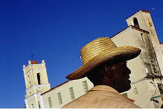 后视图,男人,戴着,帽子,户外,卡马圭,古巴