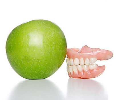 假牙,苹果
