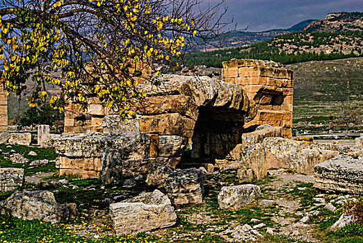 土耳其希拉波利斯古城建筑遗迹