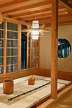日式木屋里展示的竹制品