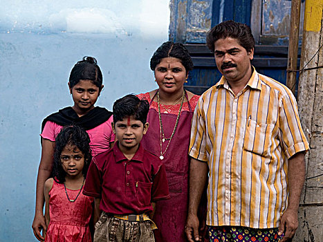 肖像,穿戴整齐,印度,家庭,正面,家,高知,喀拉拉