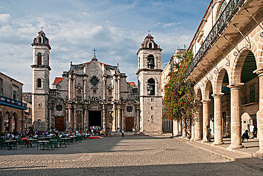 广场,大教堂,哈瓦那