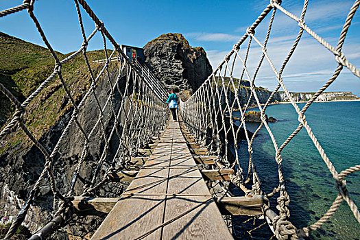 桥,女人,穿过,吊桥,北爱尔兰,英国,欧洲