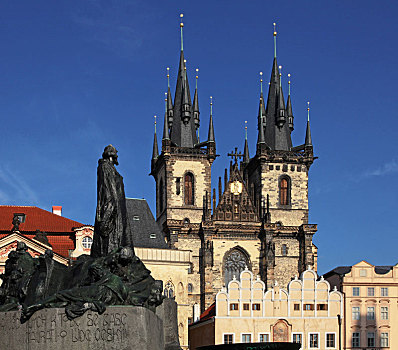 捷克首都布拉格旧城广场