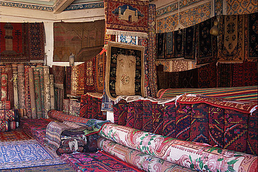 新疆喀什大巴扎地毯摊位