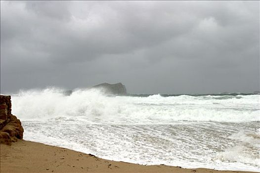 伊比沙岛,海滩