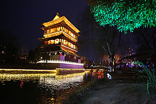 山东省枣庄台儿庄古城夜景