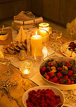 食物,装饰,烛光,圣诞桌