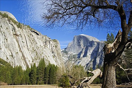 美国,加利福尼亚,优胜美地国家公园,花冈岩,墙壁,半圆顶,顶峰