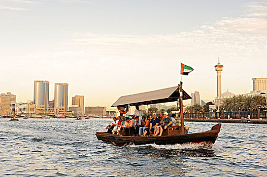 水上出租车,独桅三角帆船,迪拜,溪流,德伊勒,阿联酋,中东,亚洲