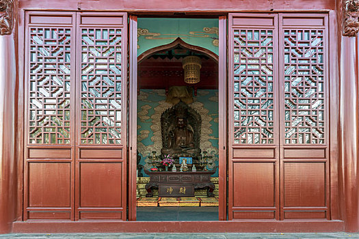 红色中式门窗,南京场景观音景区观音阁