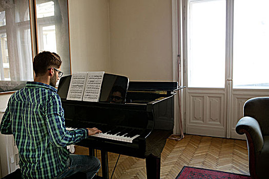 音乐人,演奏,钢琴
