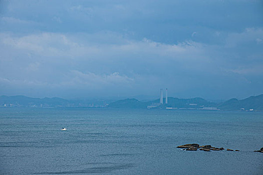 台湾新北市万里区,野柳地质公园,的东海海面