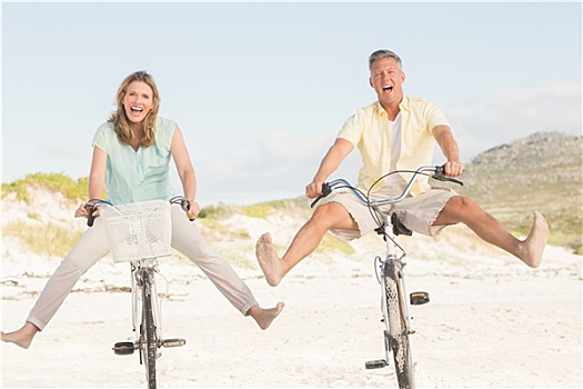 幸福伴侣,骑自行车