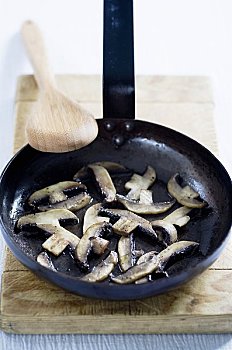 油炸,蘑菇,煎锅