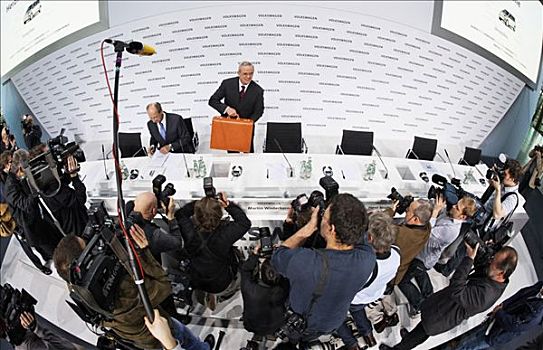 首席执行官,大众汽车,财务总监,左边,摄影师,开端,平衡,新闻发布会,金融,2009年