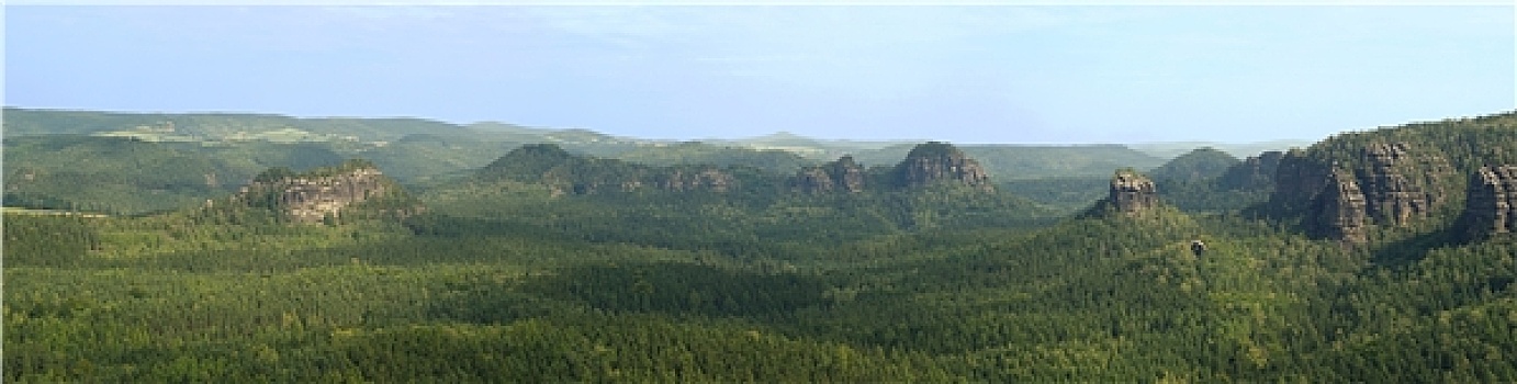 山,远眺