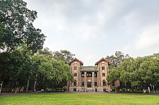 中山大学,礼堂