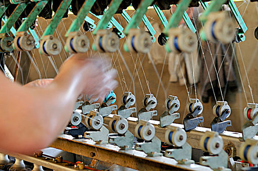女人,工作,丝绸,工厂,纺锤,大叻,中部高地,越南,亚洲