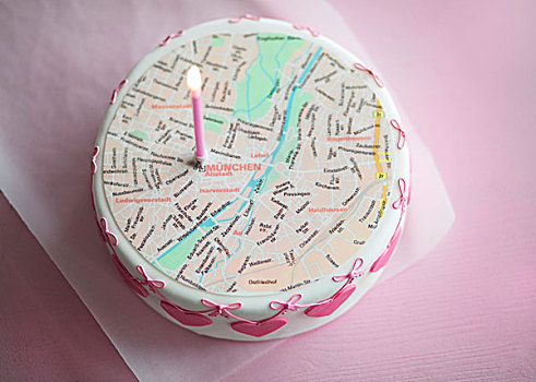 小,婚礼蛋糕,城市地图,象征,蜡烛