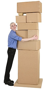男人,搂抱,堆积,纸板箱