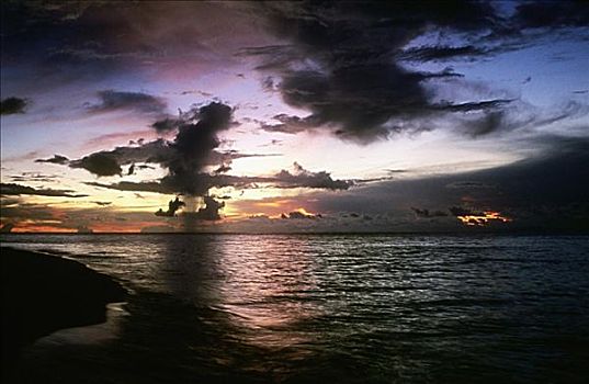 云,上方,海洋,西巴丹岛,婆罗洲,马来西亚