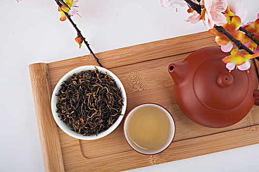 http://www.qunran.cn/html/73b699920.html