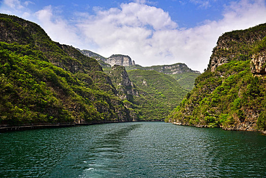 北方三峡,河南焦作市博爱县青天河景区