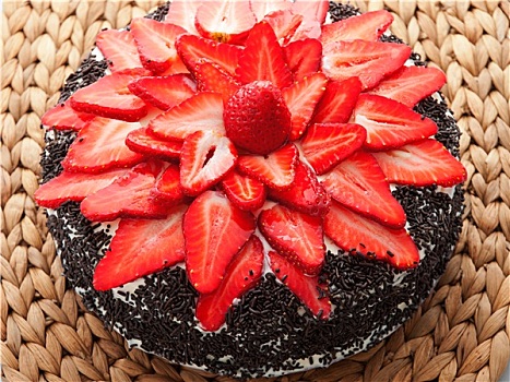 巧克力蛋糕,草莓
