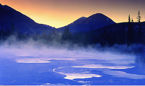 山峦,湖,日出,碧玉国家公园,艾伯塔省,加拿大