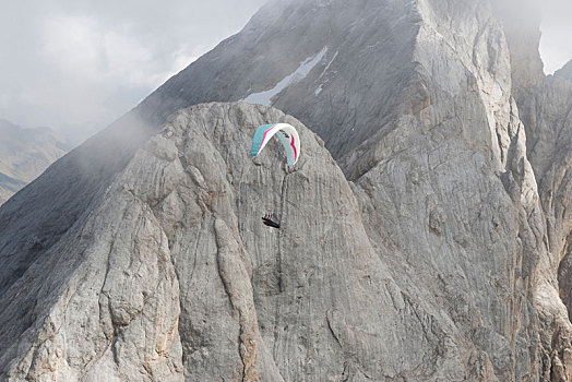 卡纳茨伊,白云岩,意大利,马尔莫拉达峰,滑翔伞
