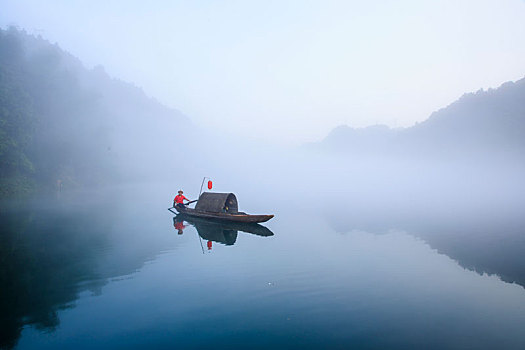 小东江,晨雾